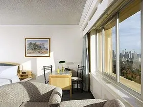 Sovereign Inn - Image 2