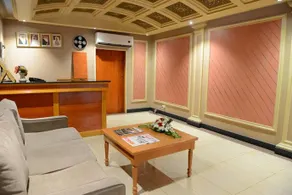 Al Hambra Hotel - Image 3