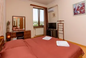 Apartment on Gia Chanturia str 5 - Image 5