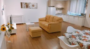 Tracia by Pipera Lake Apts. - Image 2