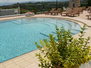 Bella Vista Village Hotel - Image 4