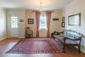 E Stamford Road - Image 5