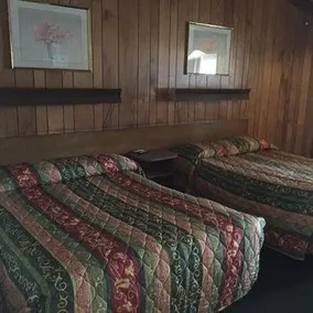 Village Motor Lodge - Image 5