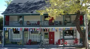 Mecklenburgh Inn - Image 2