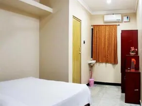 Surya Hotel - Image 4