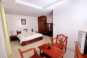 Phrom Charoen Hotel - Image 5