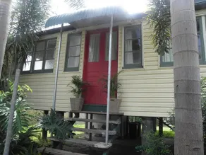 Red Ginger Bungalow - Image 2