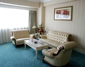 Huatong Hotel - Image 4