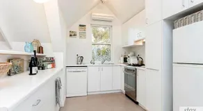 The Gatehouse - Light filled cottage in the leafy suburb of Hawthorn - Image 4