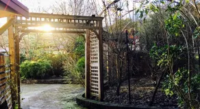 Romantic Getaway with Spa and Wifi - Pet Friendly - Image 4