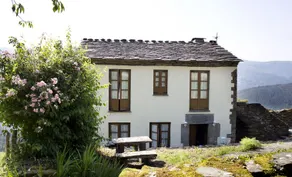 Apartamentos Rurales San Esteban de los Buitres Illano - Image 1