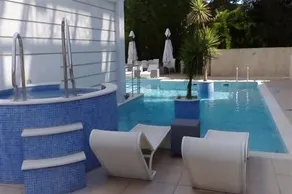 ROYAL PALACE RESORT & SPA - Image 4