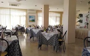 Hotel Dei Cesari - Image 4