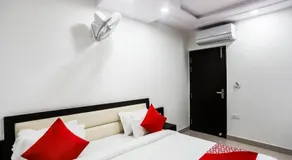 OYO 62014 Hotel New Geetanjali - Image 2