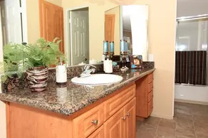 OAKWOOD CORONADO - Image 2