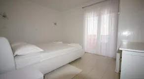 Apartments Villa Rosina - Image 3