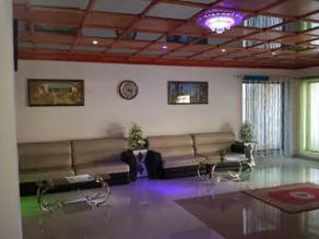 FabHotel Alakkal Residency - Image 3