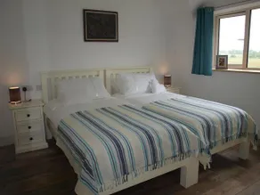 Ardvarney Country Lodge - Image 2
