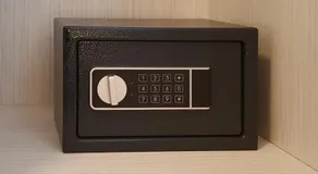 Aelia Apartments - Image 3
