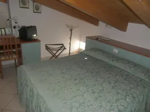 Hotel Explorer - Image 5