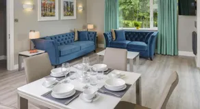 Sea View Apartment - Image 3