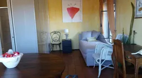 Garden Apartment - Image 2