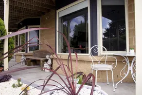 Stay Inn - Image 2