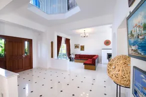 Sweet Home - Image 4