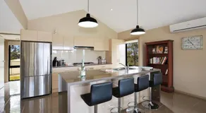 Panorama @ the Lake - Pet Friendly - 15 Mins to Hyams Beach - Image 3
