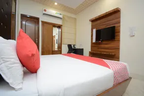 Hotel Pal Regency By OYO Rooms - Image 4