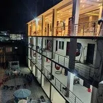 Flora Inn Hotel Naran - Image 2