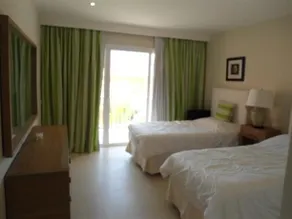 DELUXE BEACH & GOLF APARMENT - Image 4