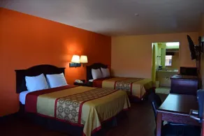 Island Suites Bay City - Image 5