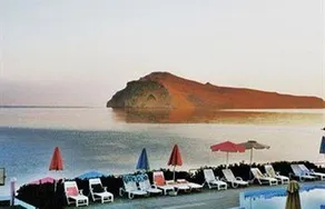 Hotel Haris on the Beach - Image 2