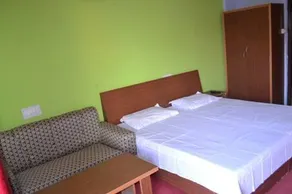 Green View Guest House - Image 4
