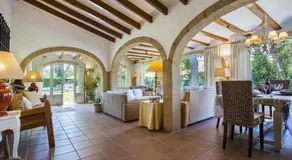 Los Grillos - Image 2