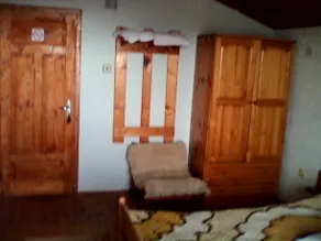 Chapov Guest Rooms - Image 3