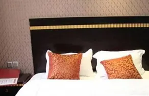 Fengyuan Hotel - Image 2