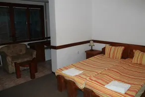 Hotel M - Image 4