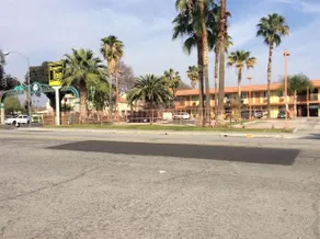 Economy Inn - Image 5