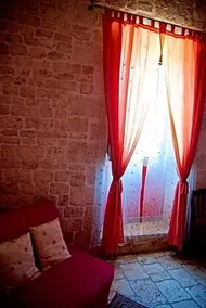 Donna Isabella - Image 3