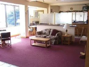Travelers Inn Convention Ctr - Image 3