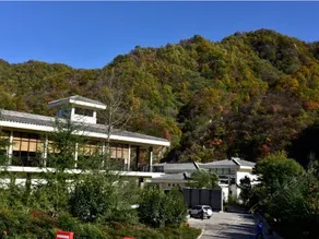 Yihe Funiu Shanju Hot Spring  Hotel - Image 2