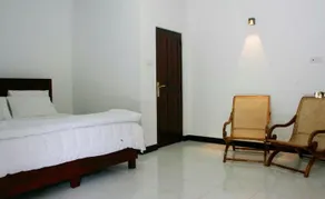 Nikki's Lodge - Image 5