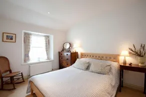 Bay Cottage - Image 3