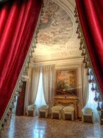 Piazza Delle Erbe - Image 3