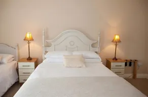 Laburnum Lodge - Image 4