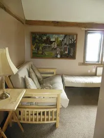 Lower Lode Inn - Image 3