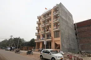 VS Stays by OYO Rooms - Image 5