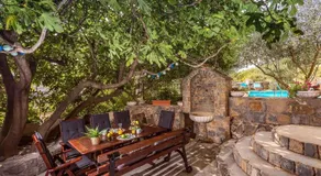 Villa Vultana with heated pool 4 bedrooms 3.5 bathrooms 10 persons max - Image 5